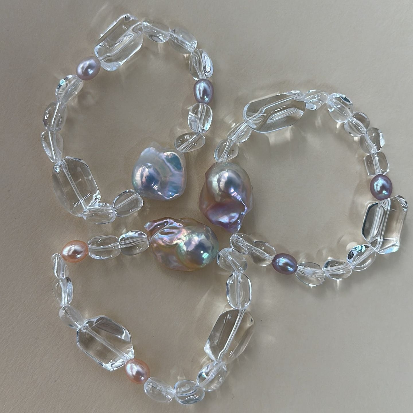 White Crystal with Fishtail Baroque Pearl Bracelet