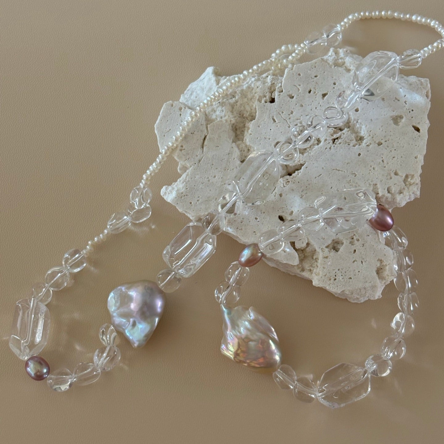 White Crystal with Fishtail Baroque Pearl Bracelet