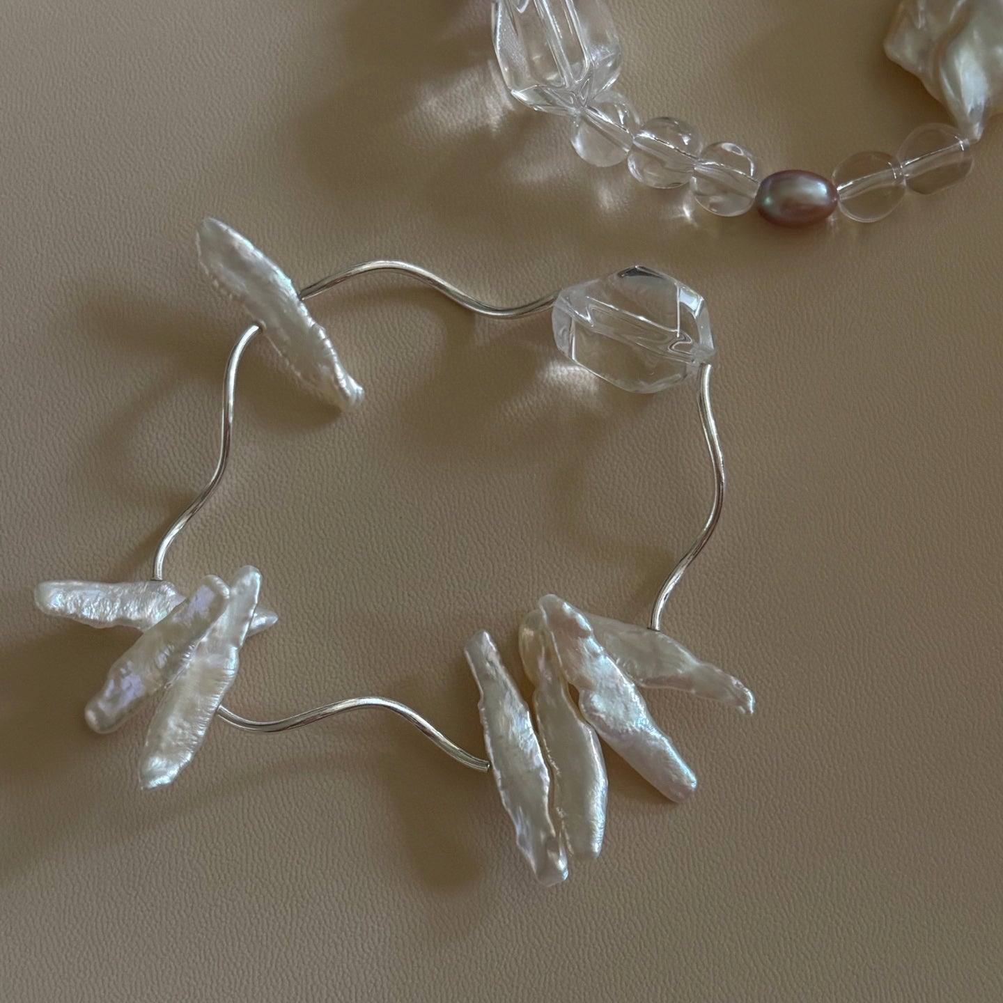 White Crystal With Stick Pearls Bracelet
