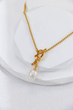 Knot Pearl Pendant Necklace