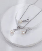 Knot Pearl Pendant Necklace