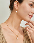 Knot Pearl Pendant Necklace