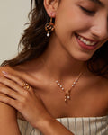Tulip Dew With Tiny Pearl Set