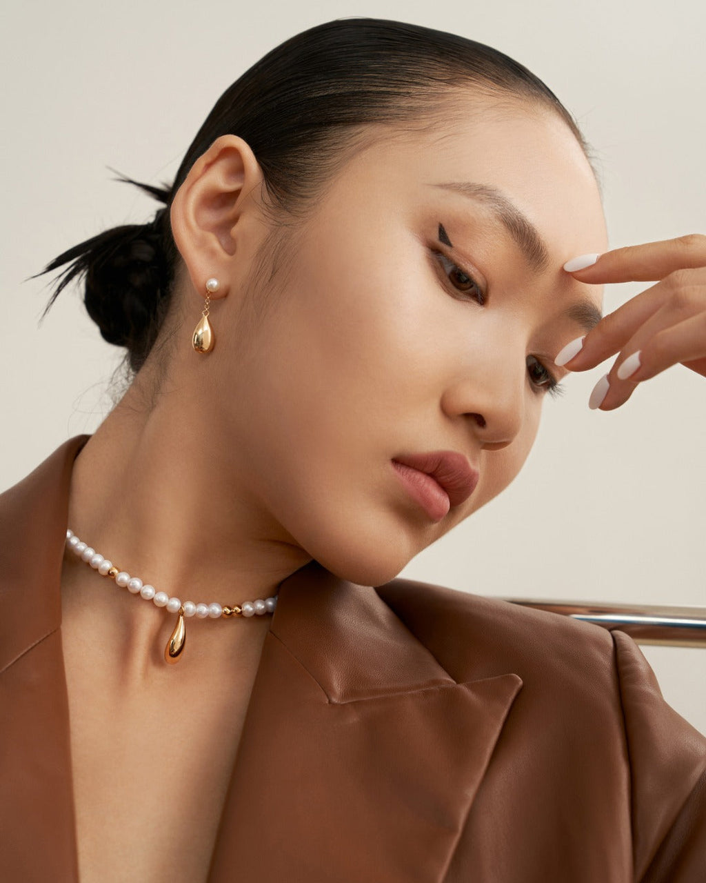 Tiny Pearl With Teardrop Gold Pendant Necklace