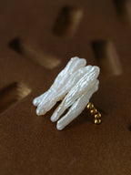 Stick Baroque Pearl Ring