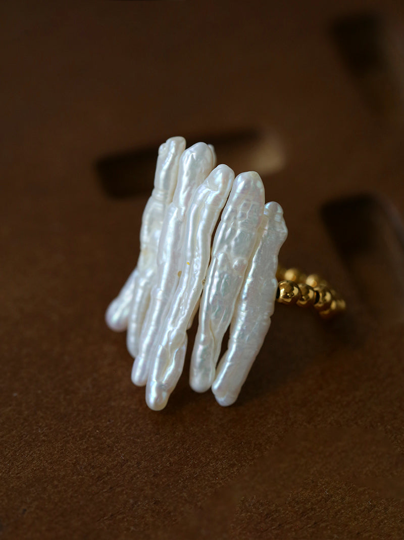 Stick Baroque Pearl Ring