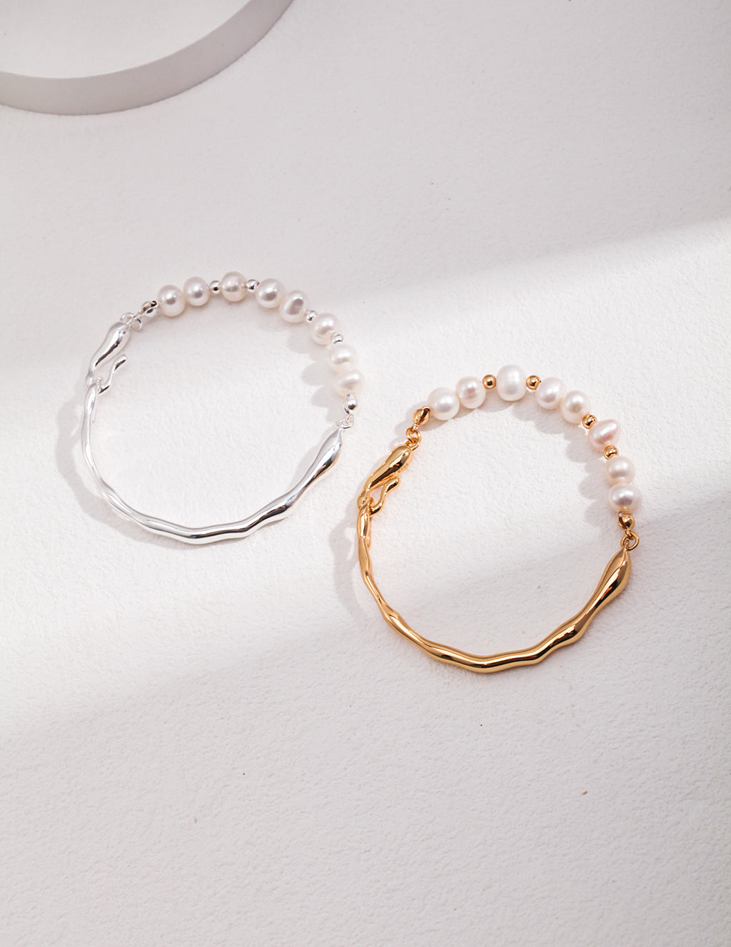 Liquid Wave Pearl Bracelet