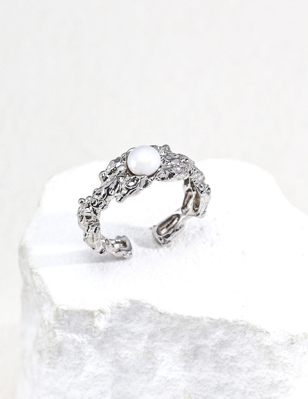 Gilded Lava Pearl Ring