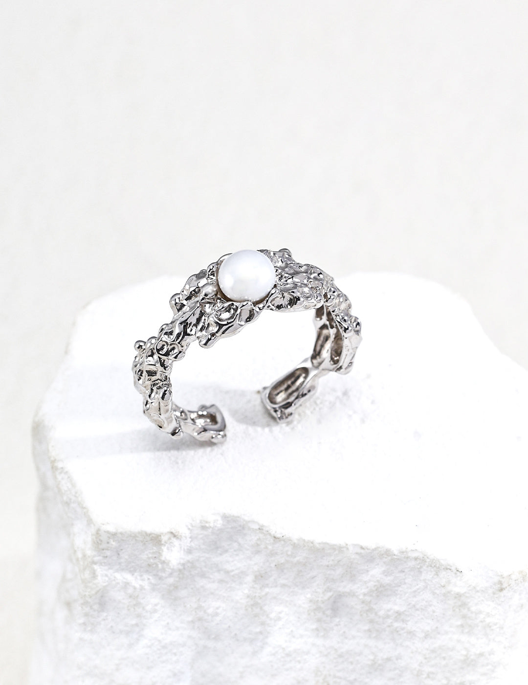 Gilded Lava Pearl Ring