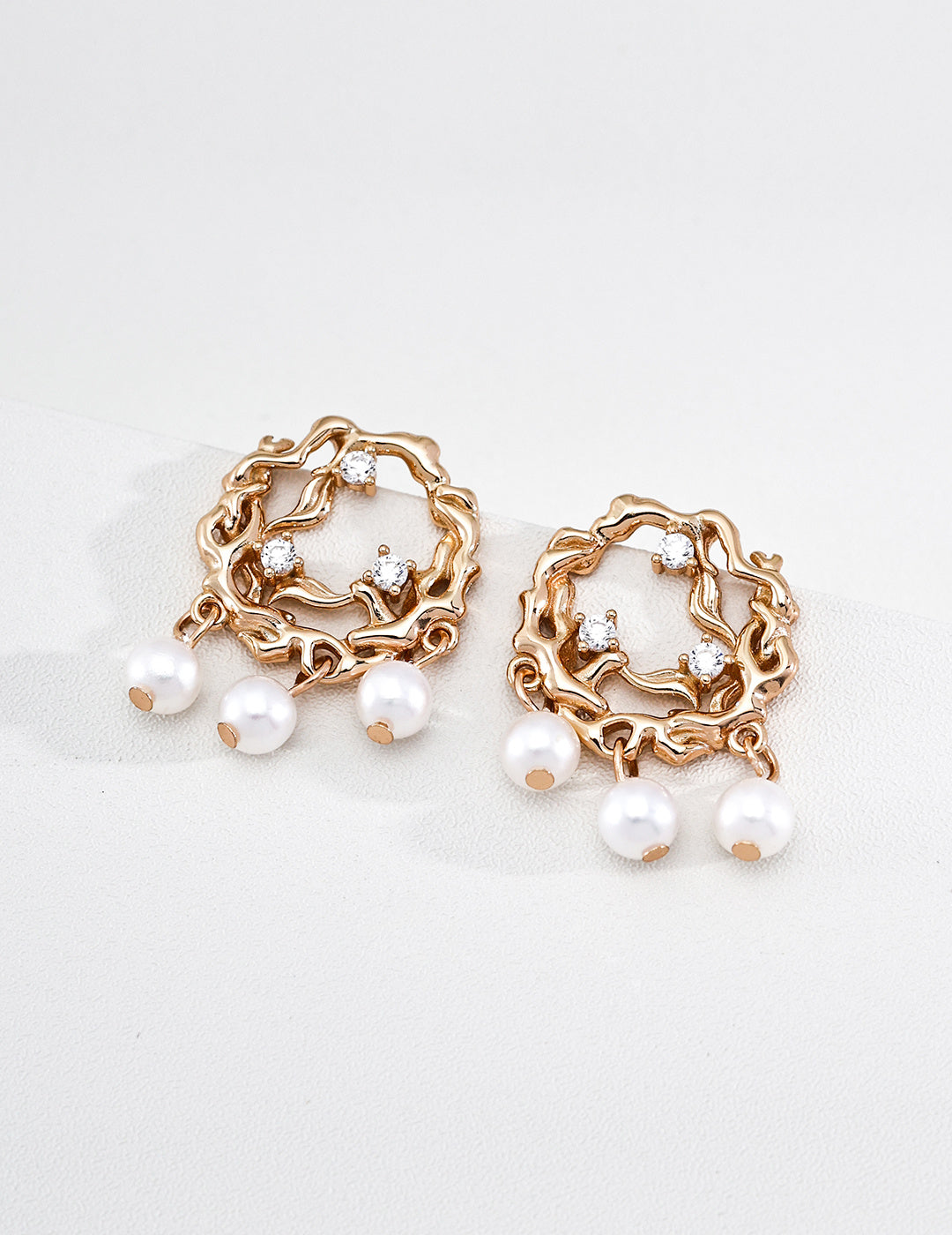 Twisted Vine Wreath Pearl Earrings