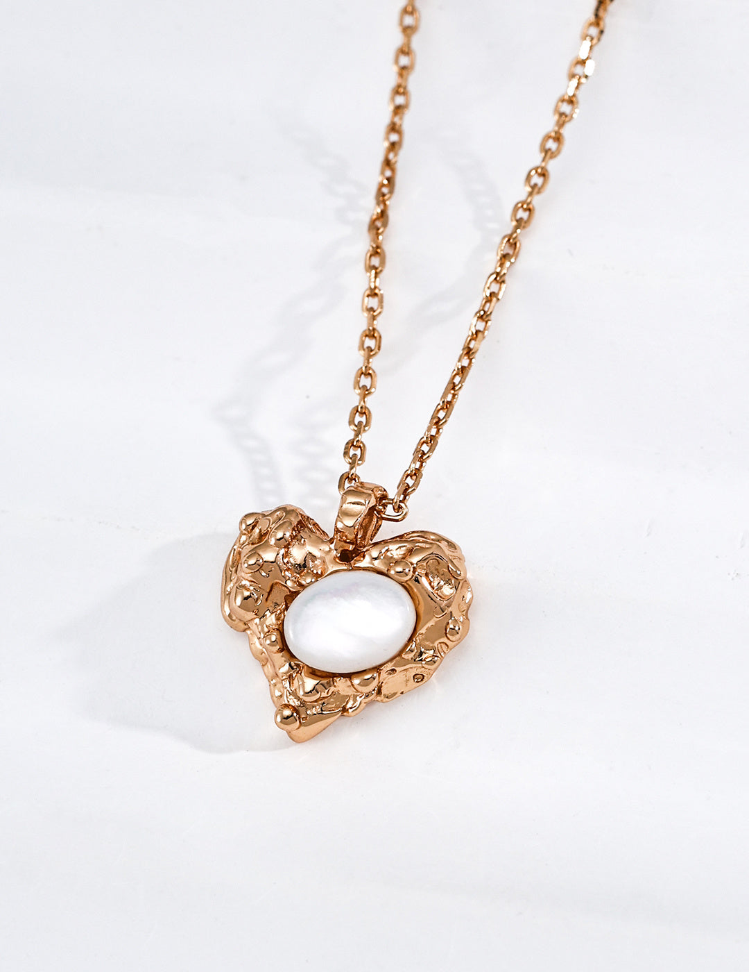 Gilded Lava Heart Shell Pendant Pearl Necklace