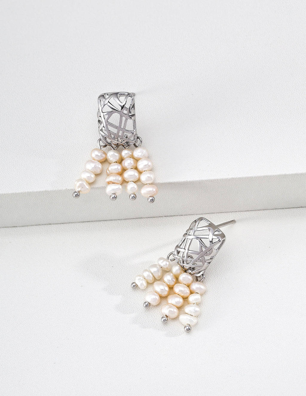 Woven Net Tassel Pearl Earrings