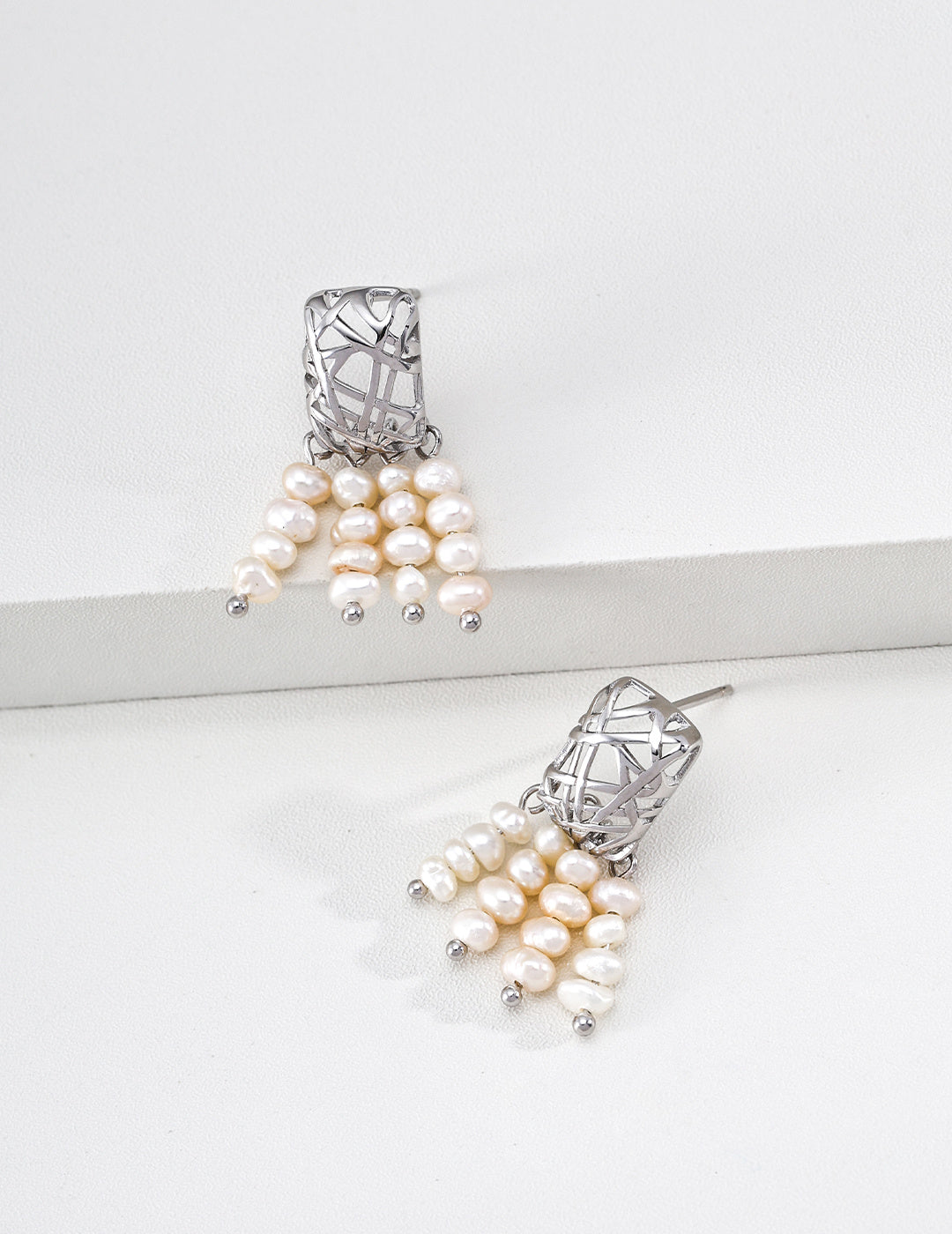 Woven Net Tassel Pearl Earrings