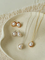 Metal Bezel Setting Baroque Pearl Necklace & Stud Earrings