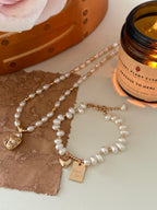 Retro Lady Portrait Rice Pearl Necklace
