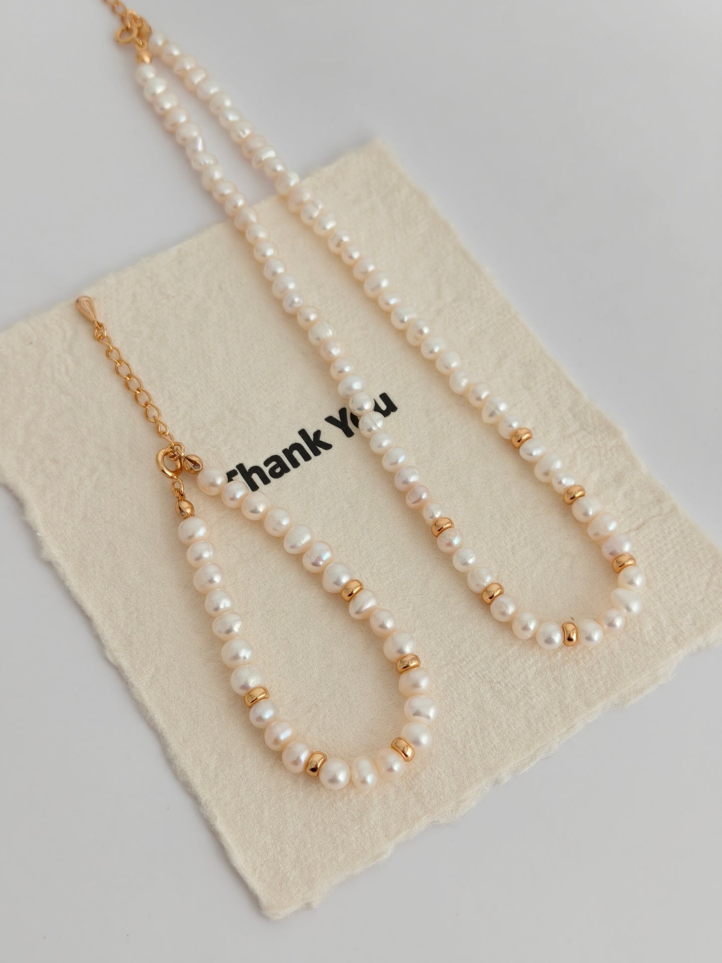 White Shell Pendant Pearl Necklace