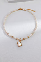 White Shell Pendant Pearl Necklace