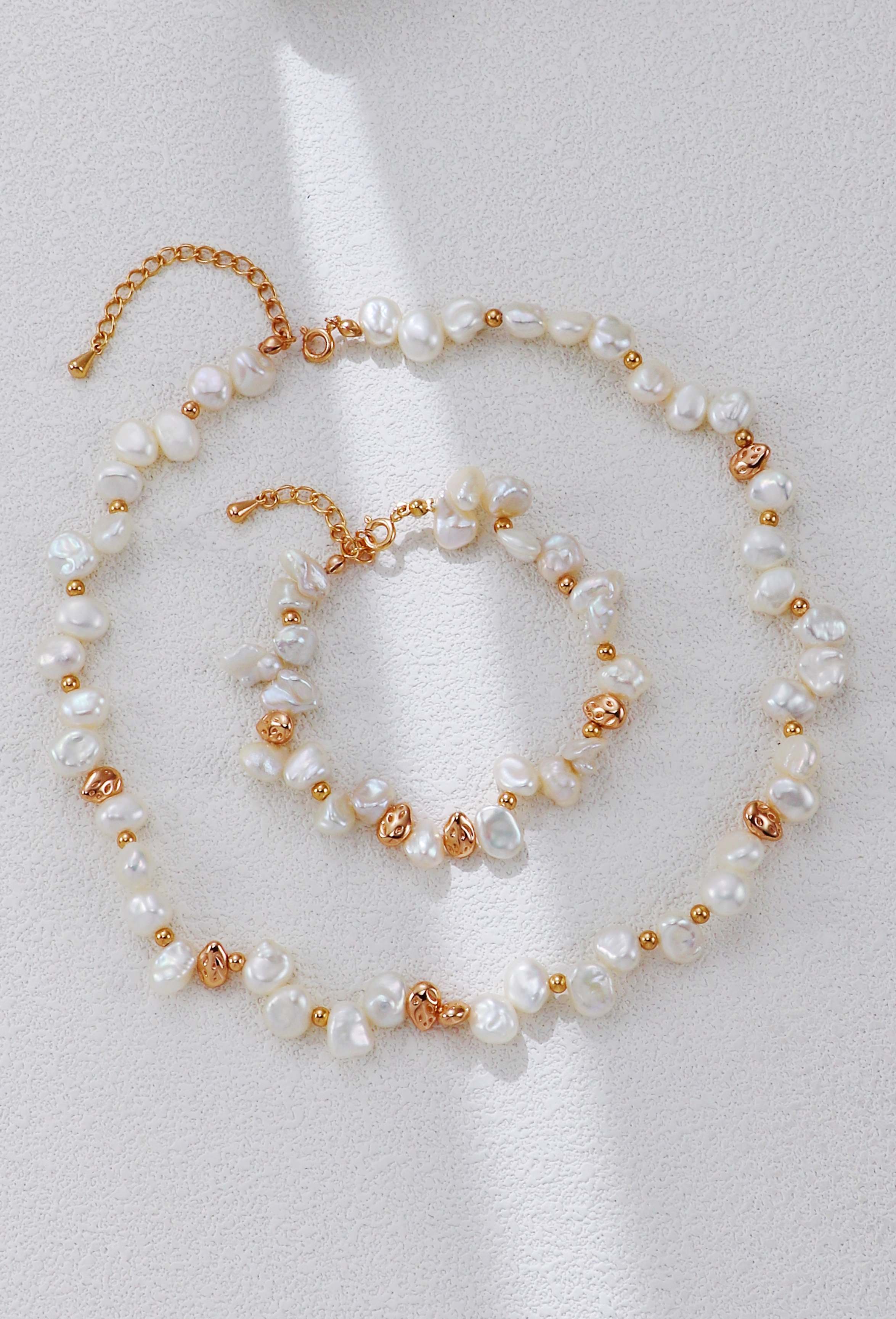Mini Baroque Pearl Necklace