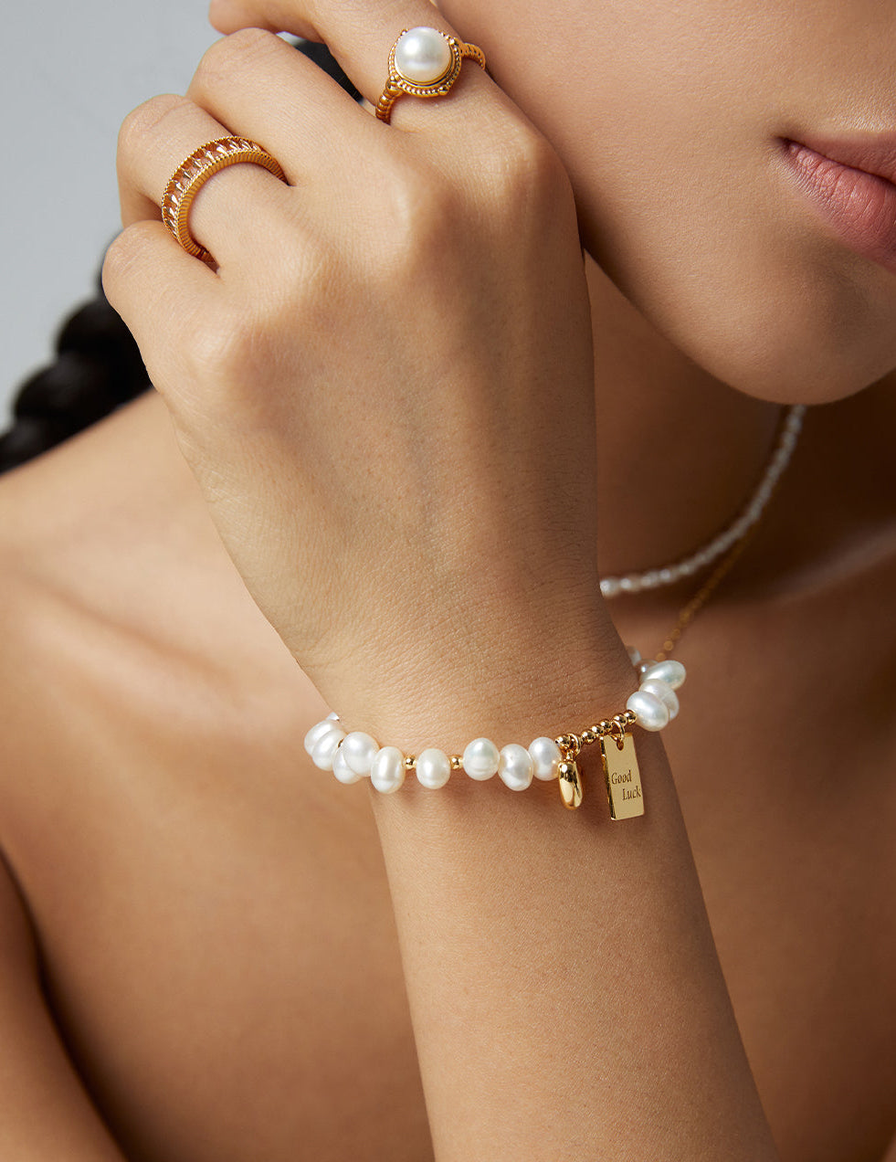 Good Luck Heart Tag Rice Pearl Bracelet